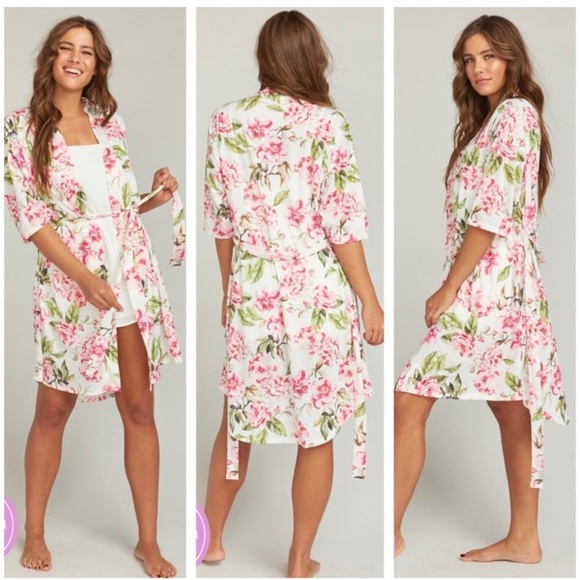 Show Me Your MuMu Other - Show Me Your Mumu Brie Robe Garden of Bloom Robe One Size NWOT